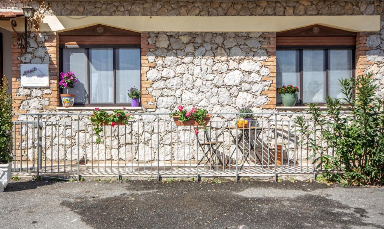Casa Leonida Apartment ตาออร์มินา ภายนอก รูปภาพ